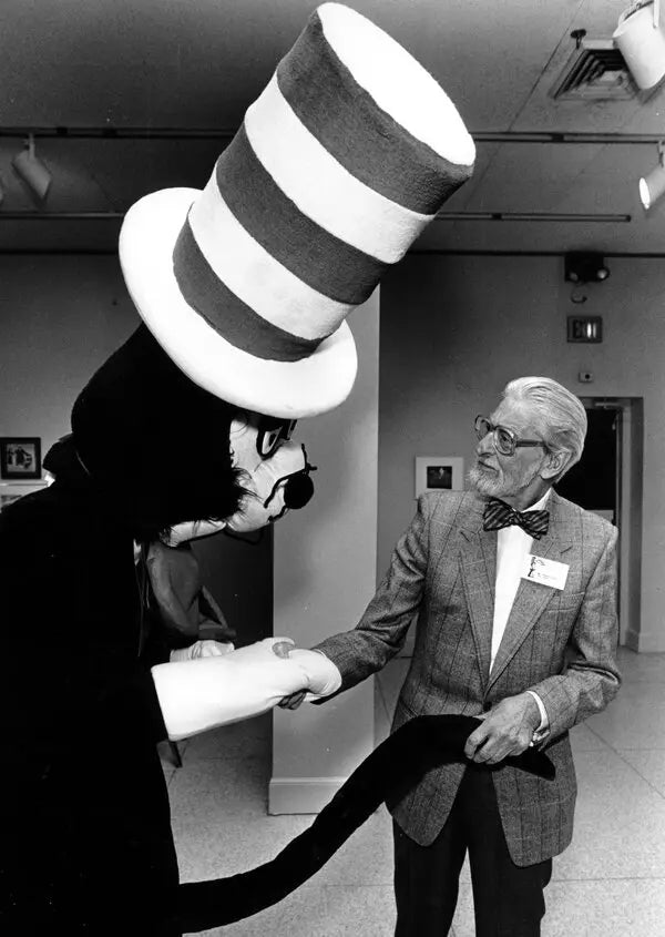 Cat In The Hat Cake