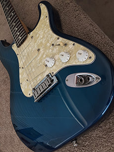 1991 Fender Strat Plus Delux - Blueburst