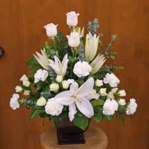 White Peace Bouquet